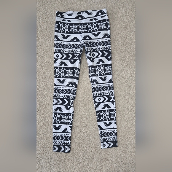 Express Aztec Leggings Size Small - Picture 1 of 3